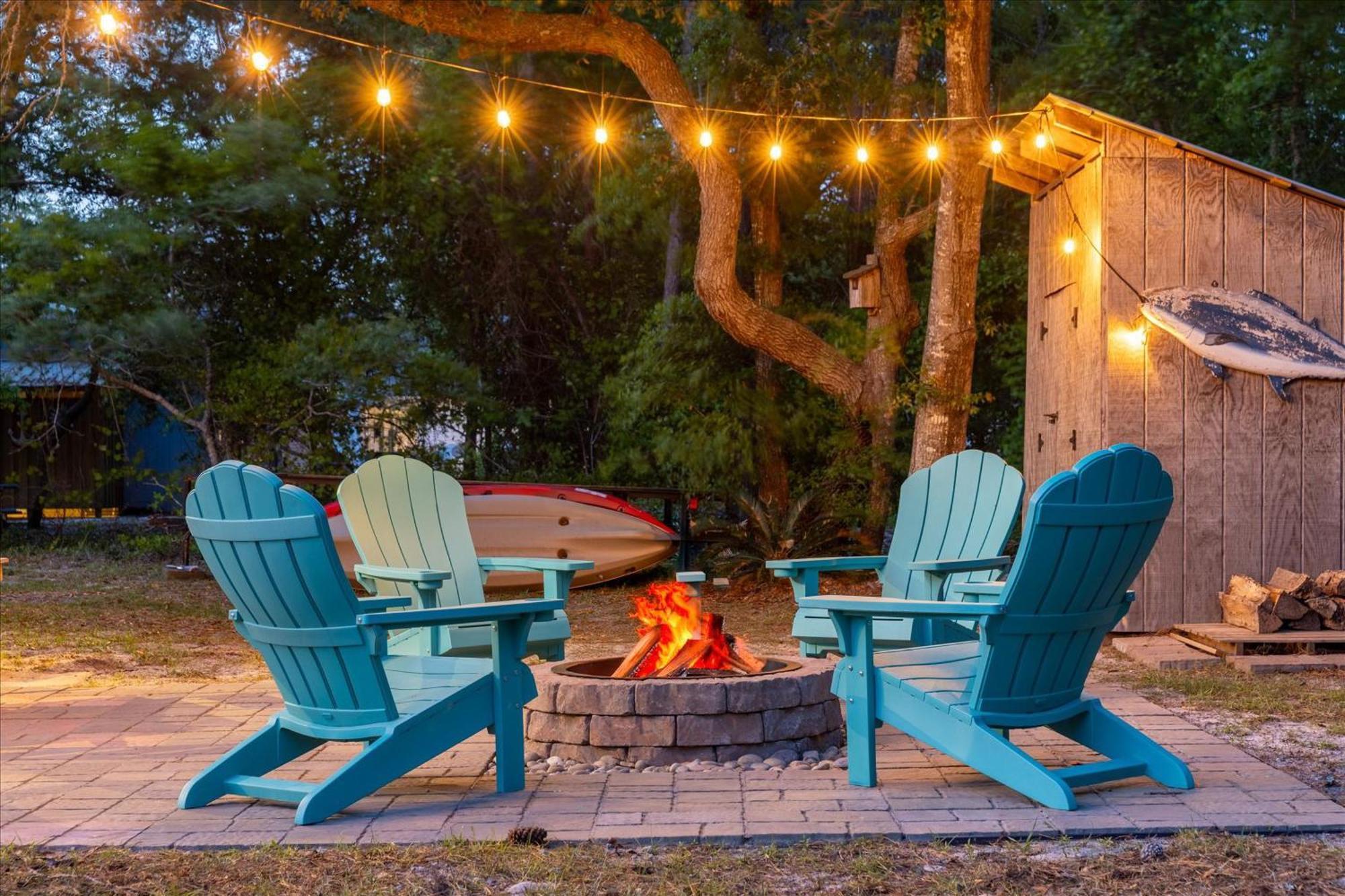 Modern Oak Island Escape 1 Mile To Long Beach! Экстерьер фото